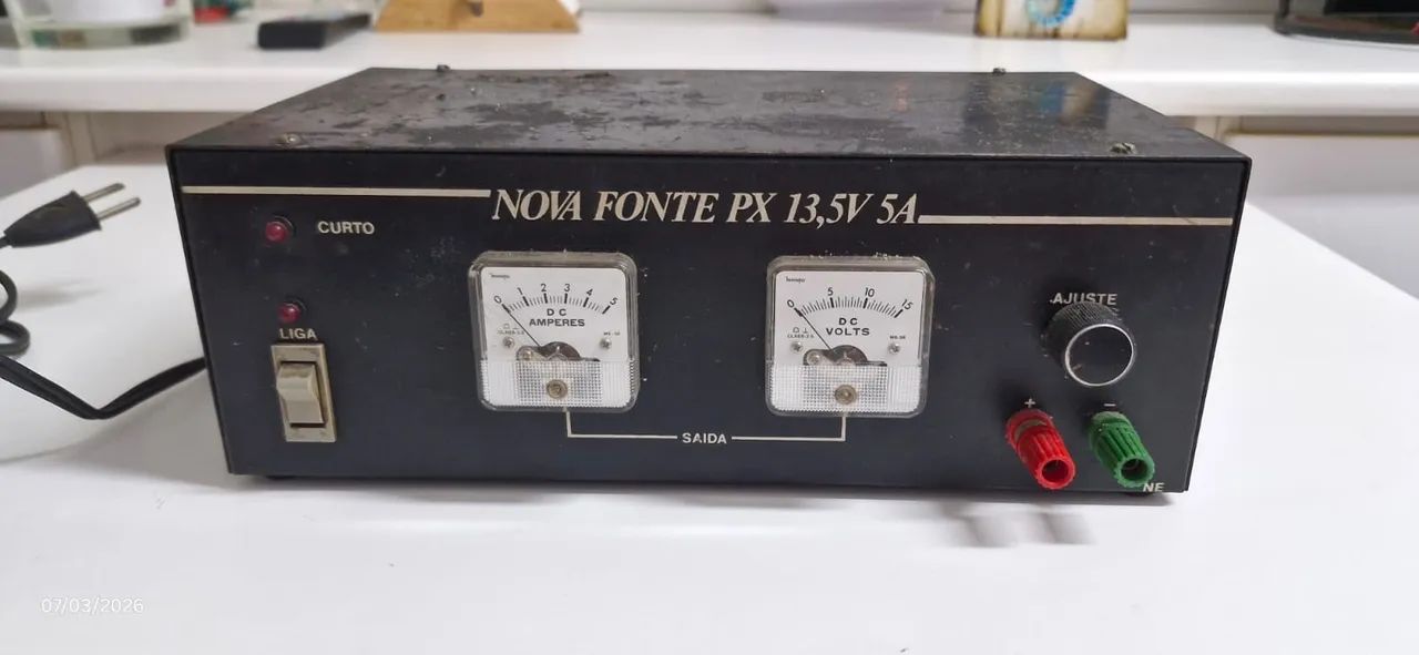 Fonte 13,5V 5A Estabilizada