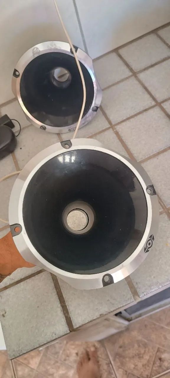 Lente para corneta em alumínio