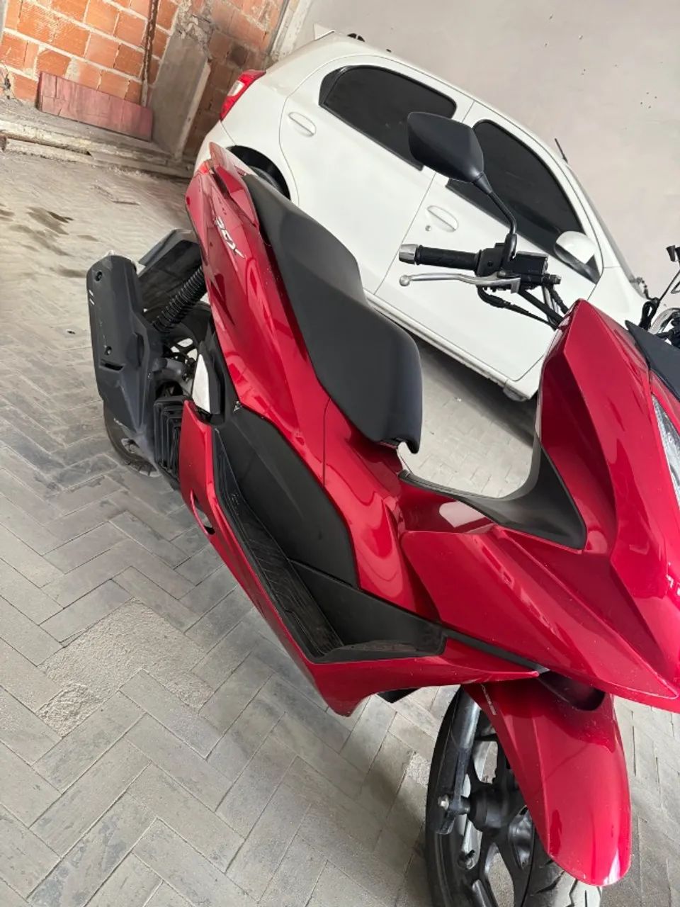 PCX 2025 VERMELHA