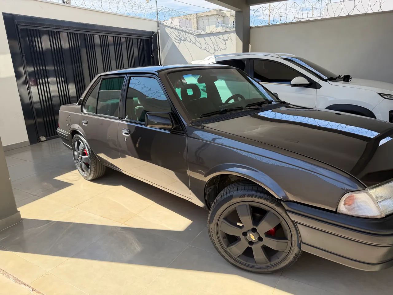 Chevrolet Monza Classic SE 2.0 /mpfi E EFI 2P E 4P 1993