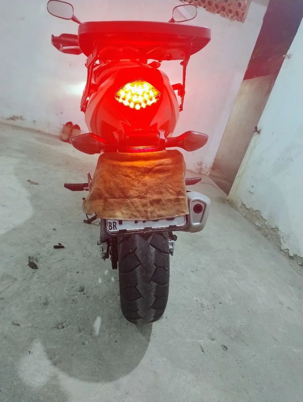 Moto em estado de zero 