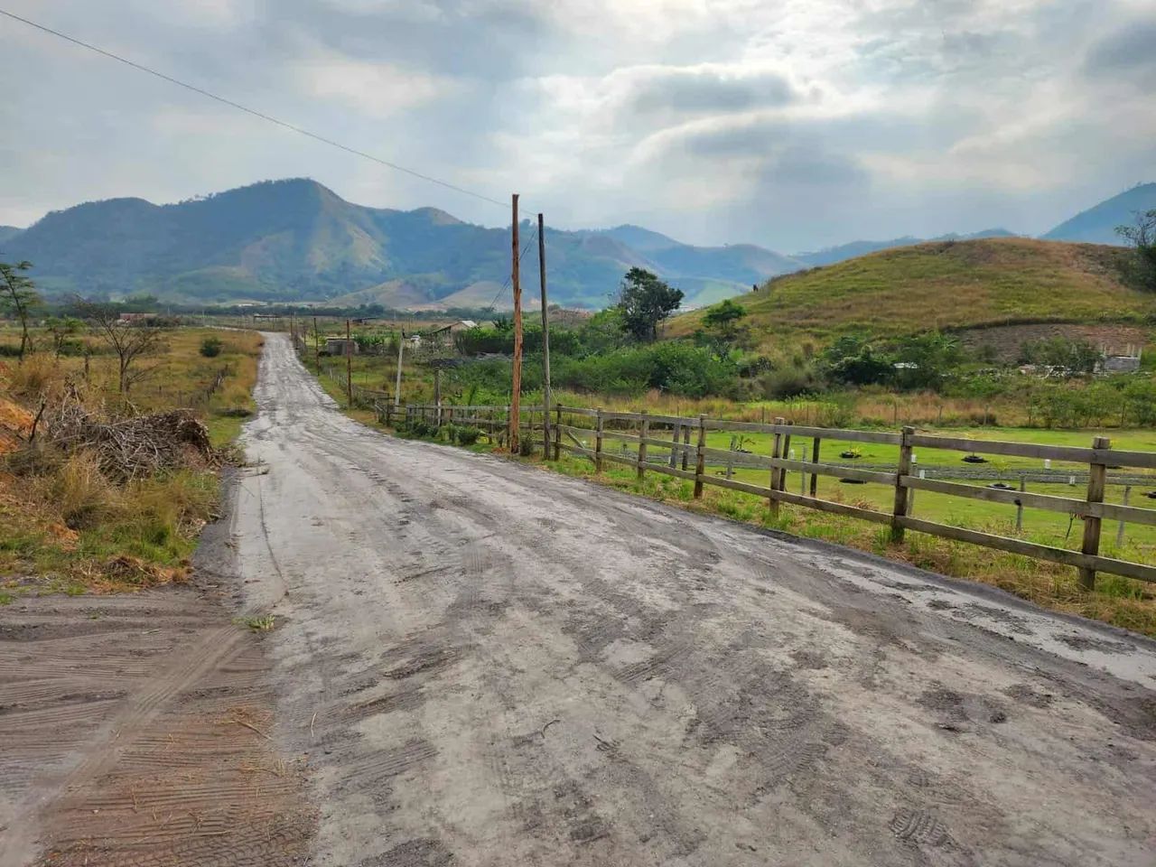 CHÁCARAS C/1.500 m2 EM SEROPÉDICA km54 