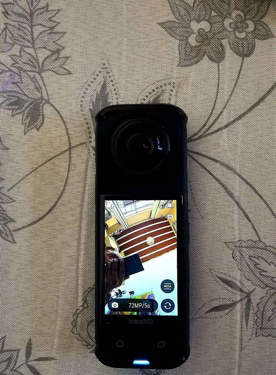 CÂMERA INSTA 360X4 - Foto 2