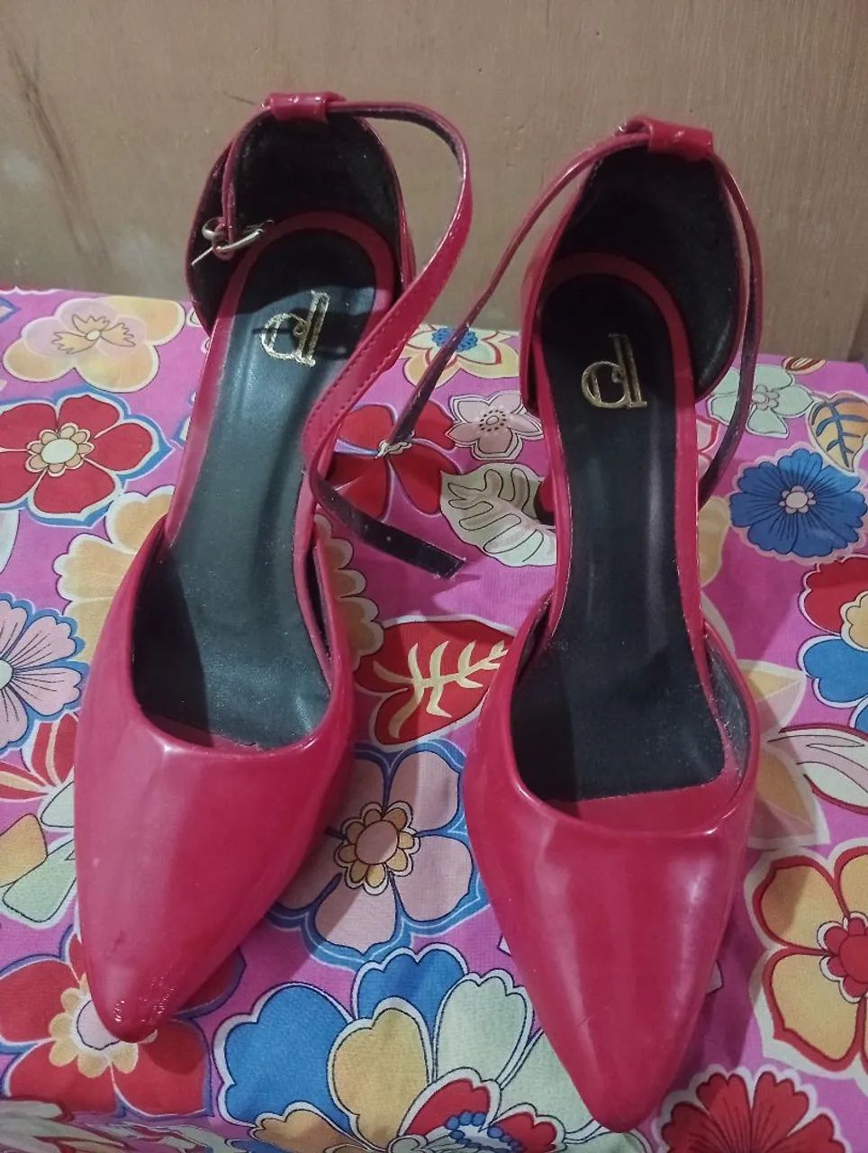 Sapato social scarpin vermelho