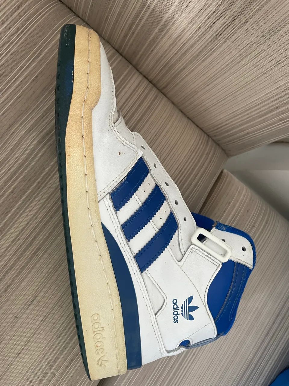 Tênis adidas cano alto !!! - Foto 2