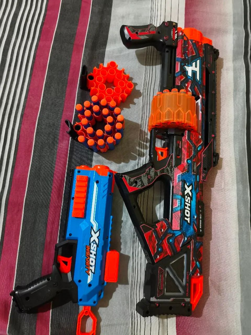 2 T-SHOT NOVOS POR PRECO ÚNICO!! - Brinquedos e Jogos - Mangueira