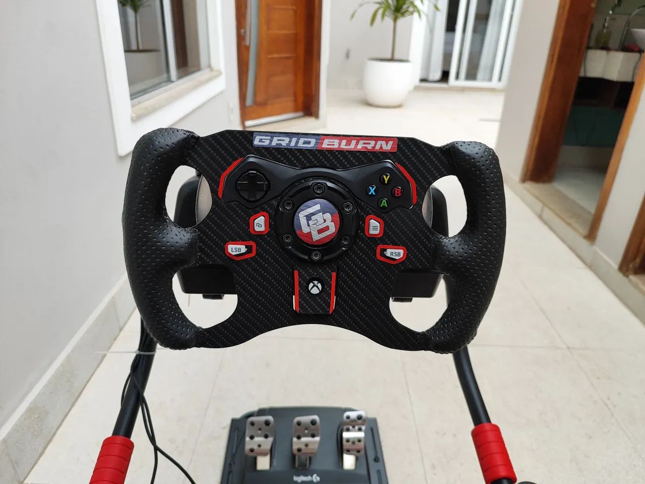 Volante Logitech G920 com cadeira. - Foto 3