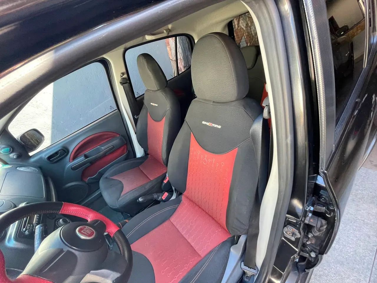 Fiat Uno Sporting 1.4 EVO Fire Flex 8V 4P 2012 - Foto 4