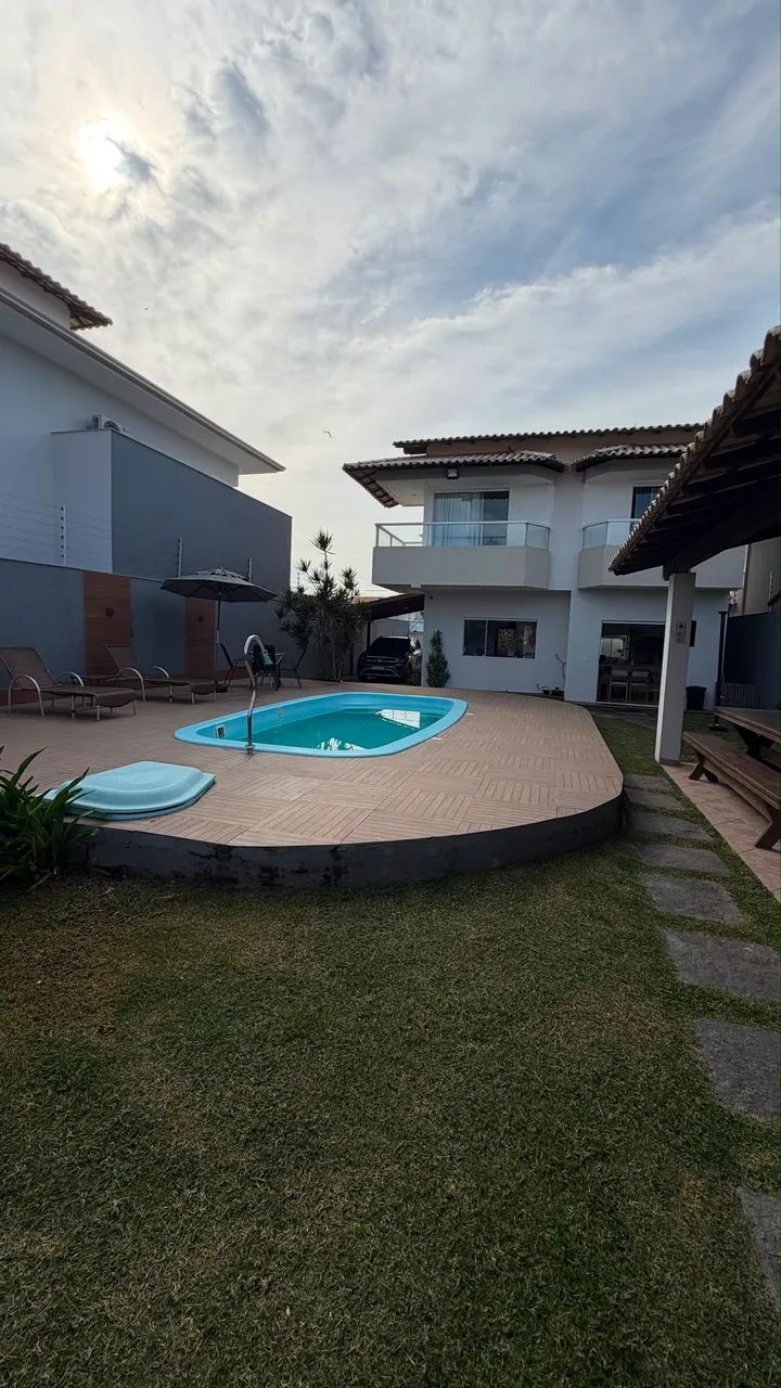 ALUGO CASA EM INTERLAGOS 