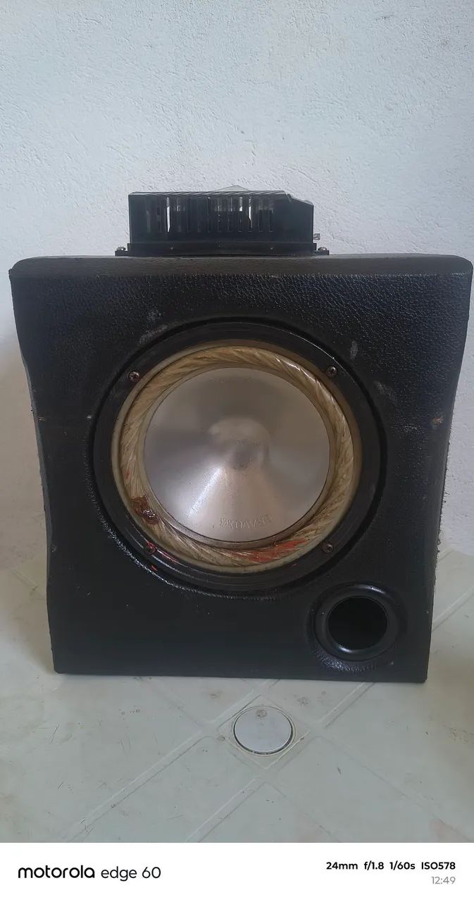 Subwoofer com potência Jbl
