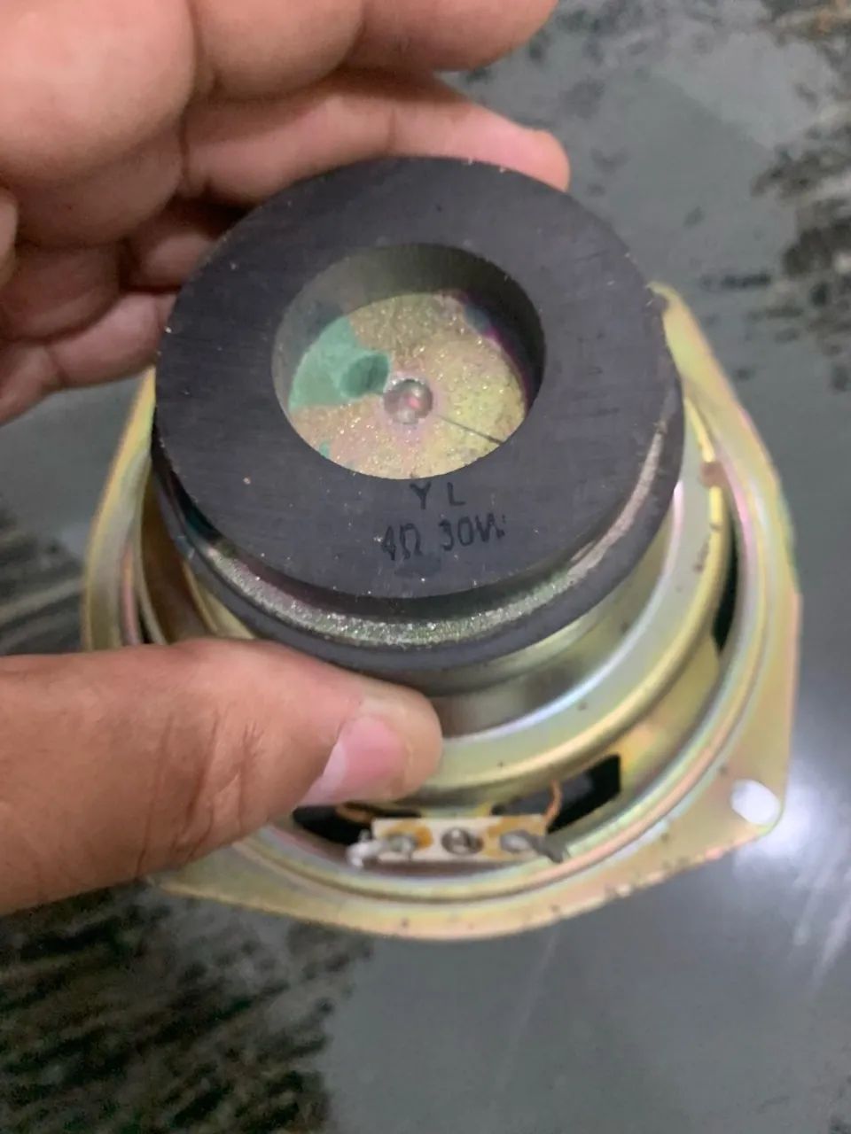Subwoofer 5? (13cm) 4 ohms/ 30 watts - Foto 2