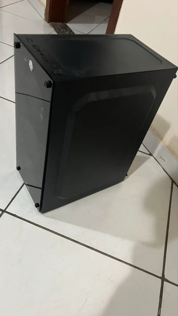 gabinete gamer com fonte 500w - Foto 4