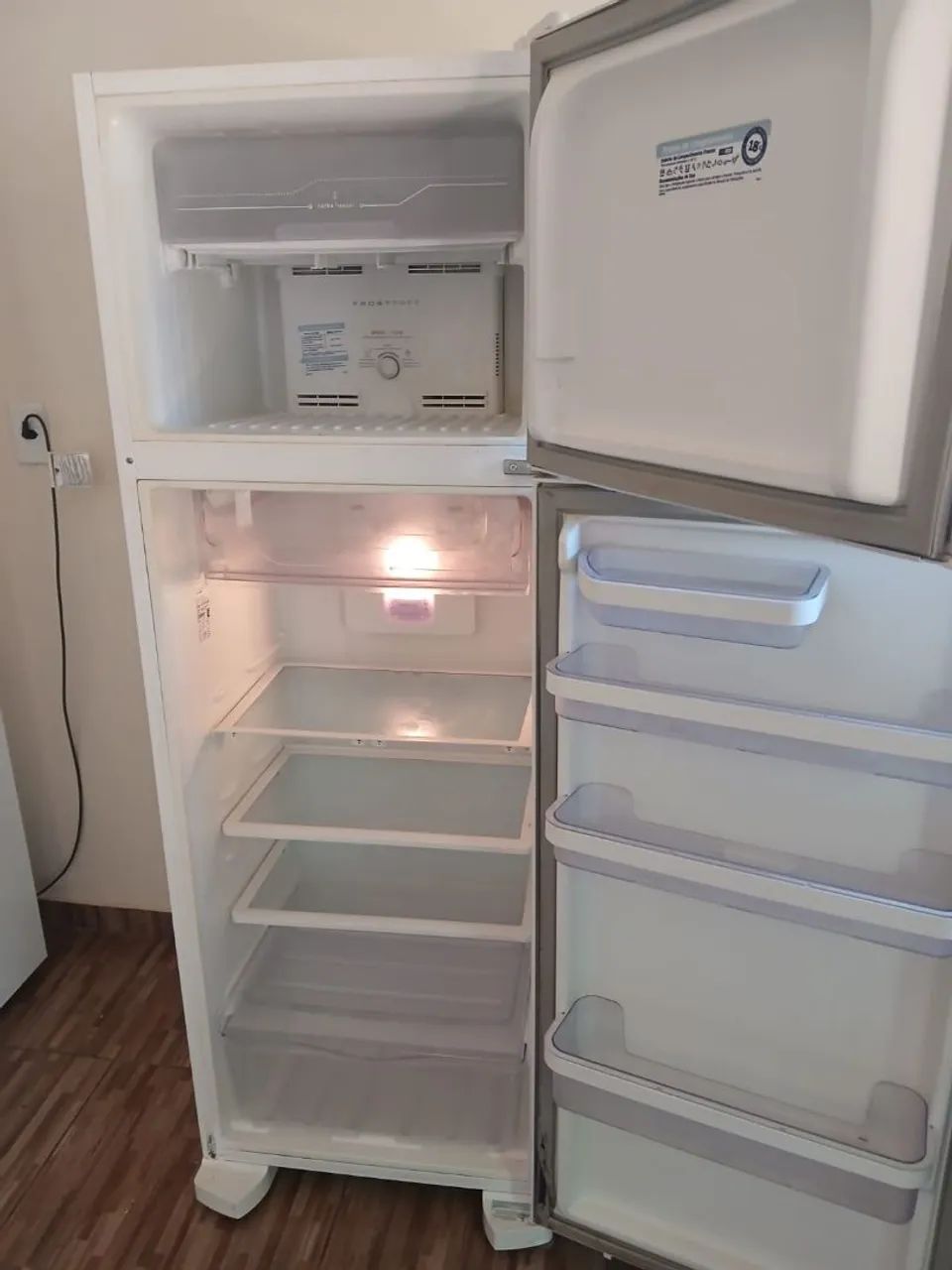 VENDE SE GELADEIRA  - Foto 2