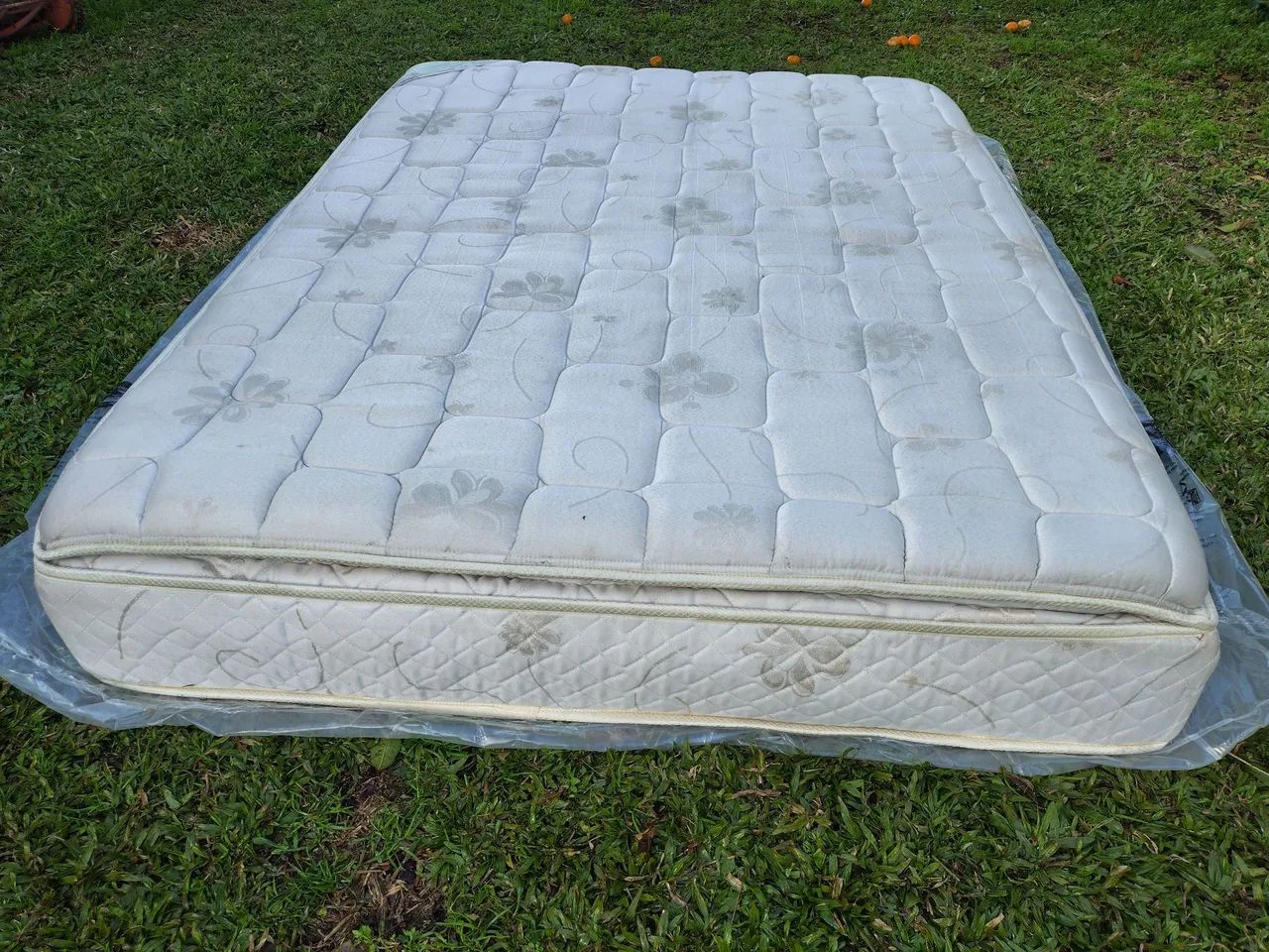 Com entrega base box casal 