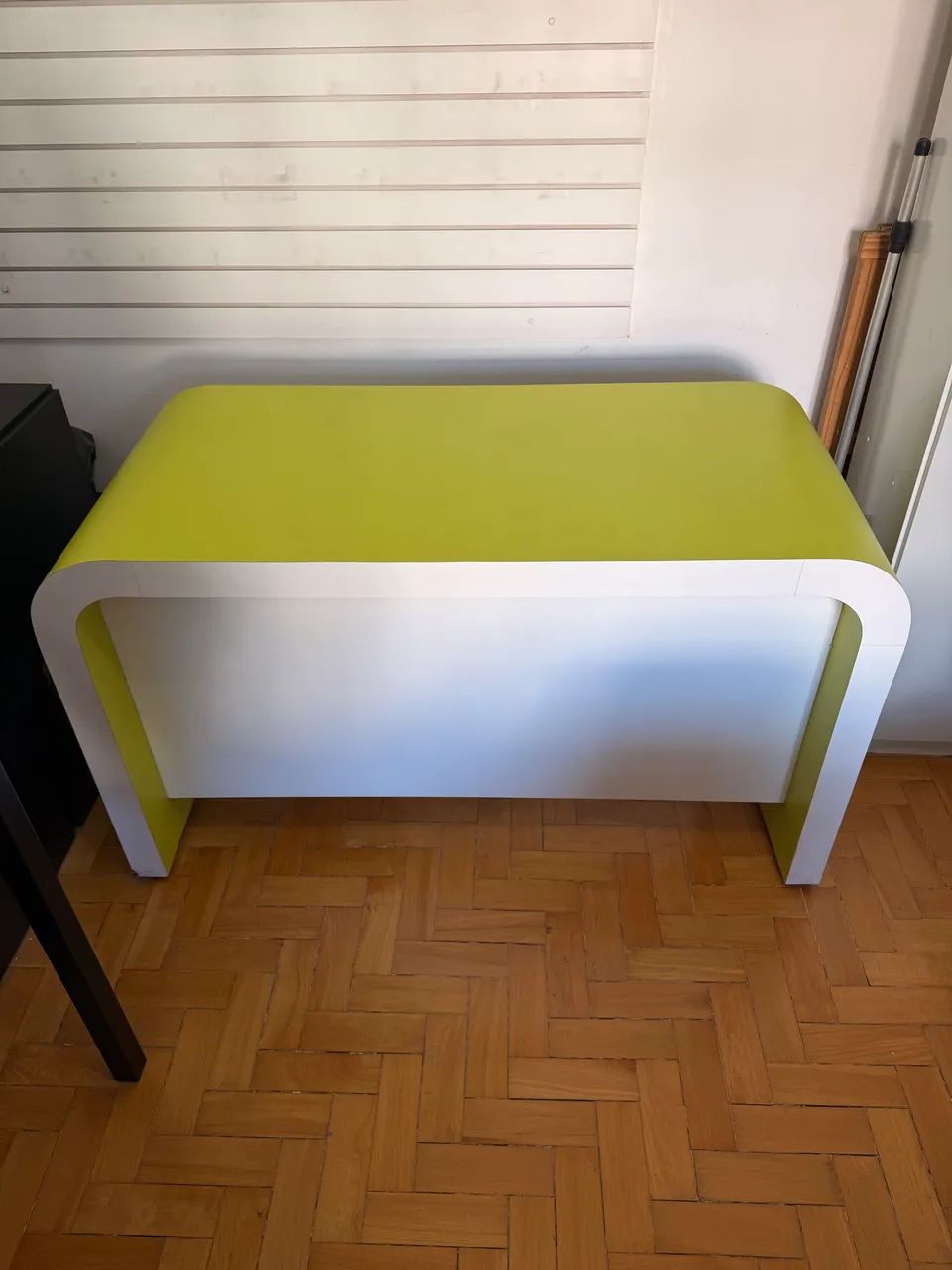 Escrivaninha com Design Moderno em Verde e Branco - Foto 4