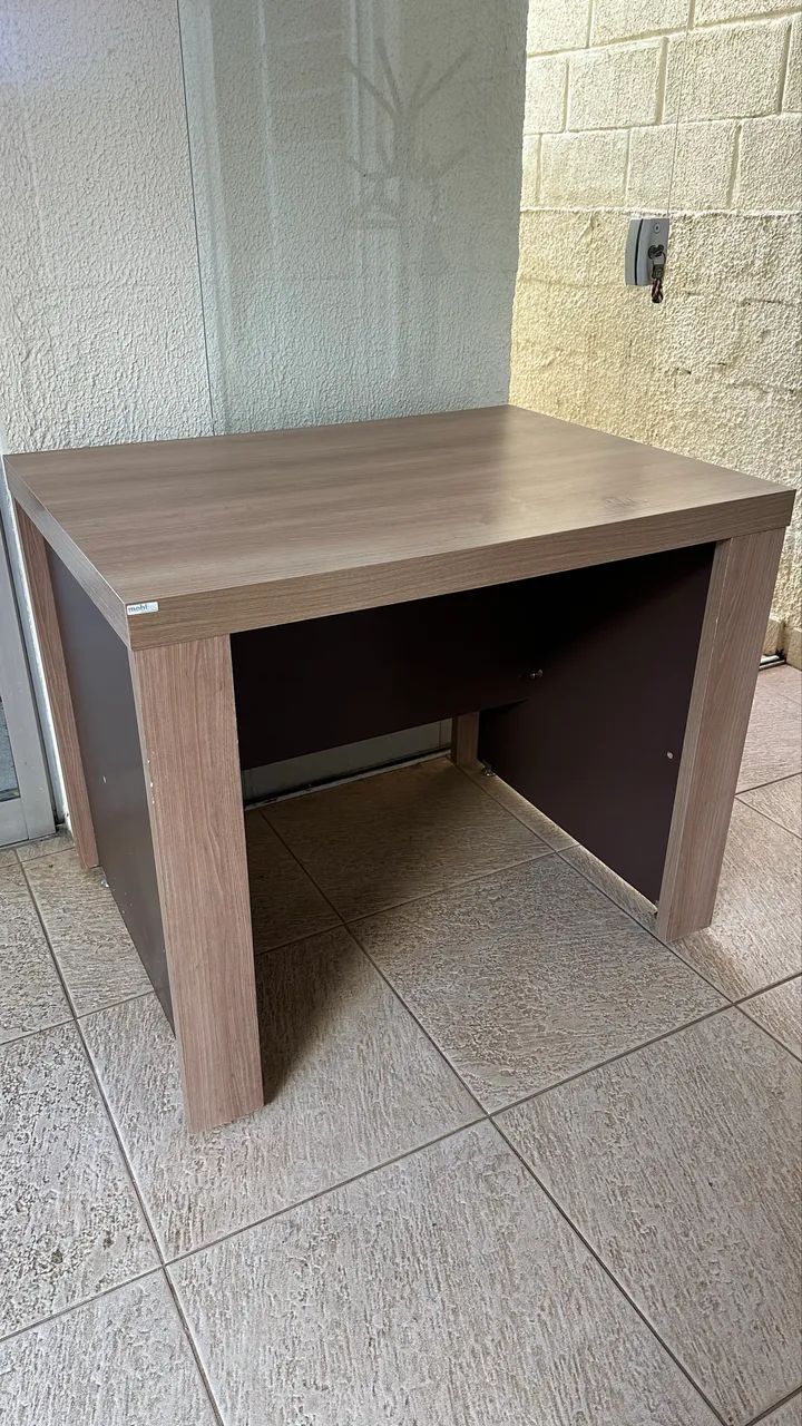 Mesa de escritório (home office)