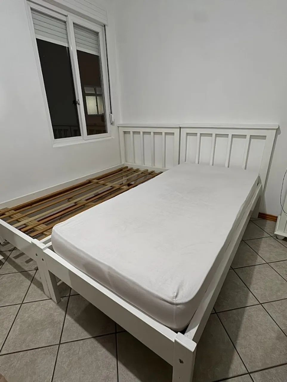 Cama de solteiro + colchão