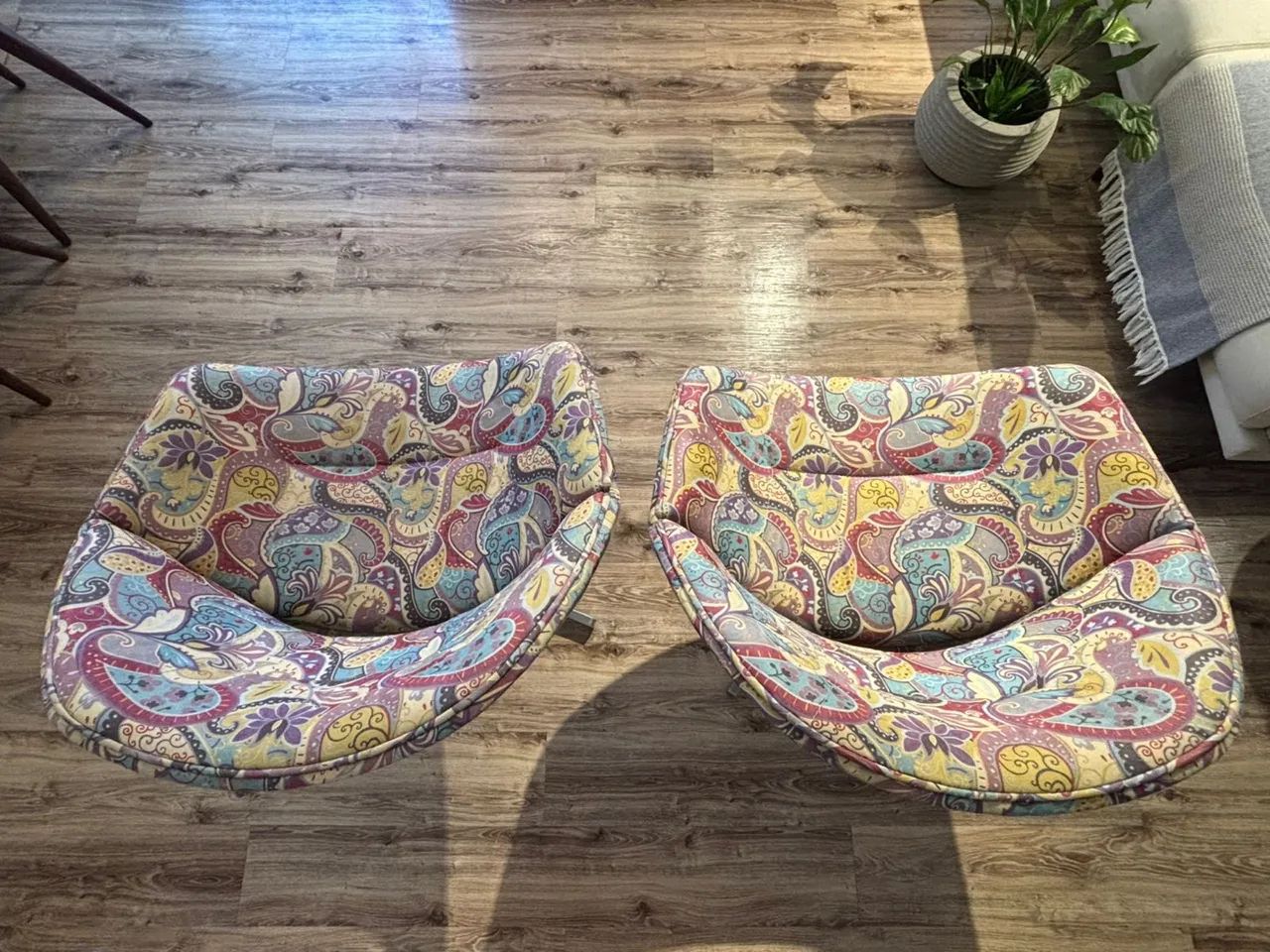 Conjunto duas poltronas estampadas  - Foto 3