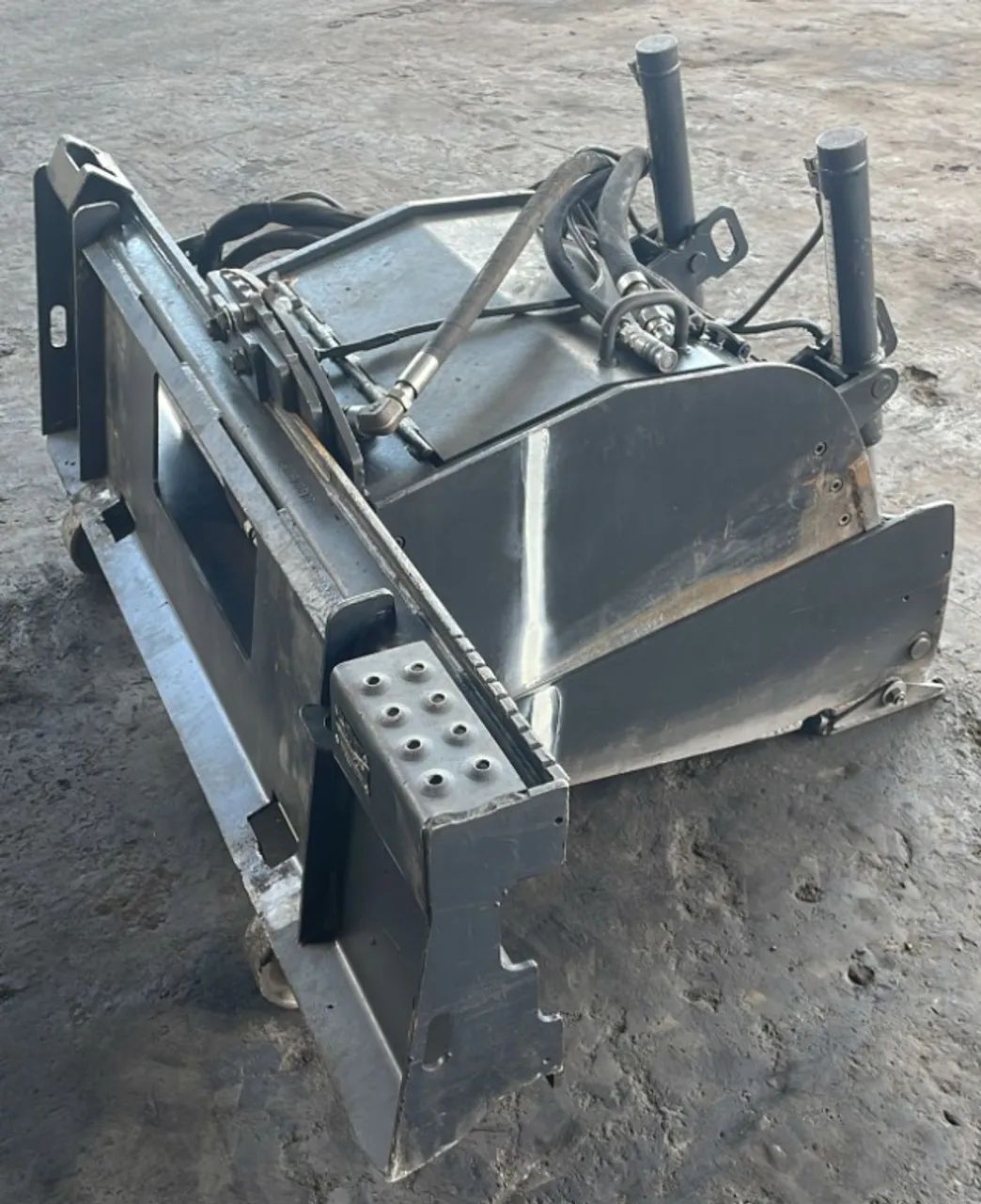 Implemento Fresadora De Asfalto Bobcat 60cm Semi Nova 2020 - Foto 3