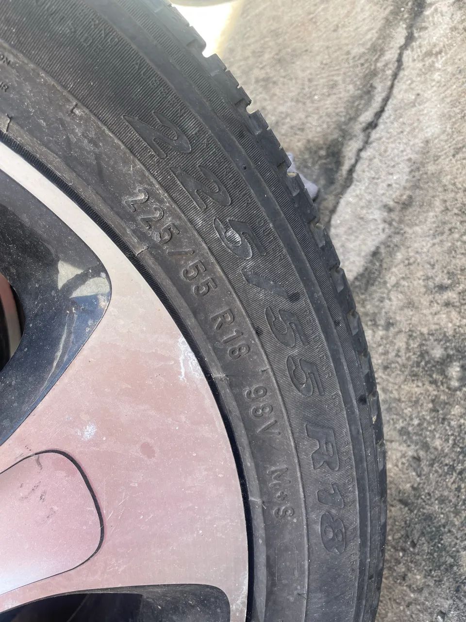 Rodas e pneus da Jeep compass - Foto 4