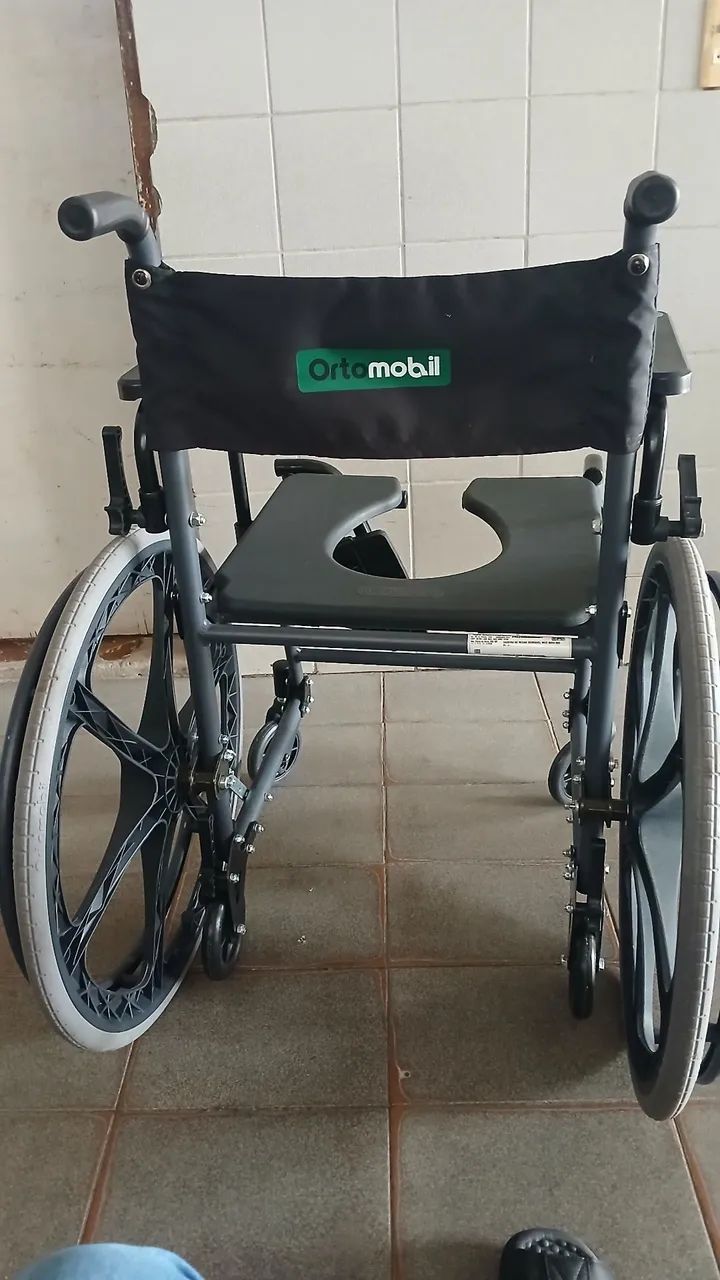Cadeira de rodas  - Foto 2