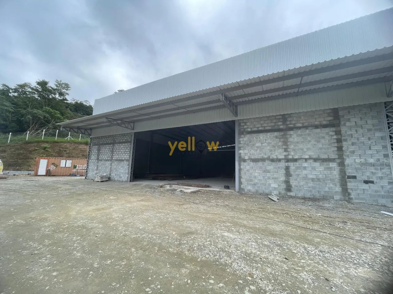 Galpão para Locação em Santa Isabel - 860m² e 2 Banheiros - Foto 4