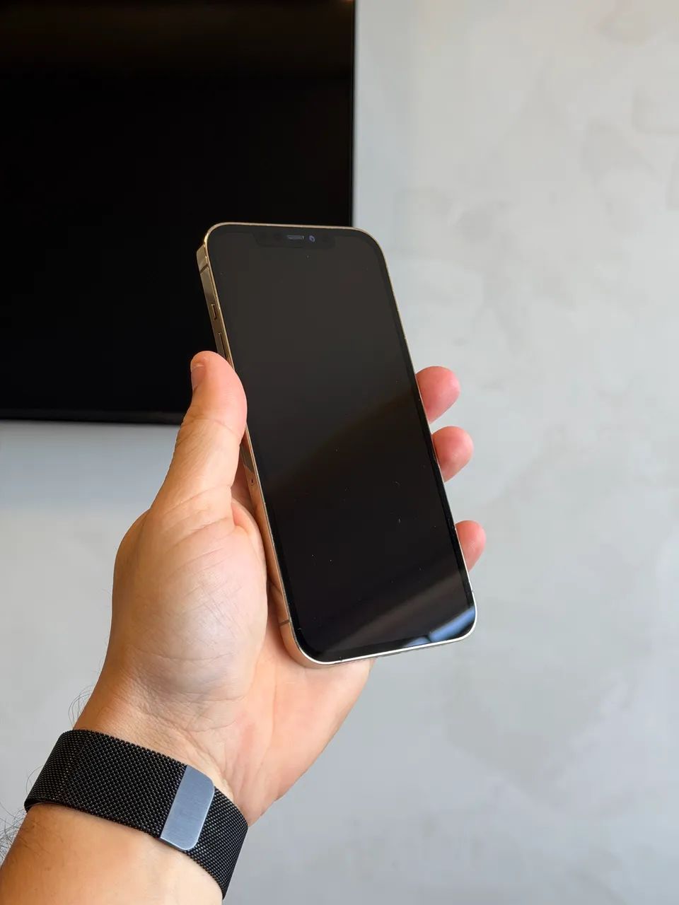 iPhone 12 Pro Max 512gb seminovo dourado  - Foto 4
