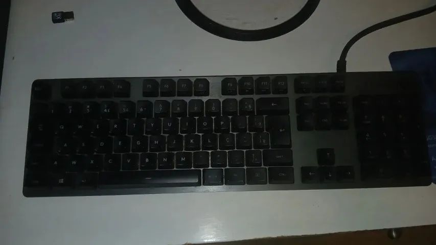 Teclado Gamer mecânico (defeito) - Foto 4