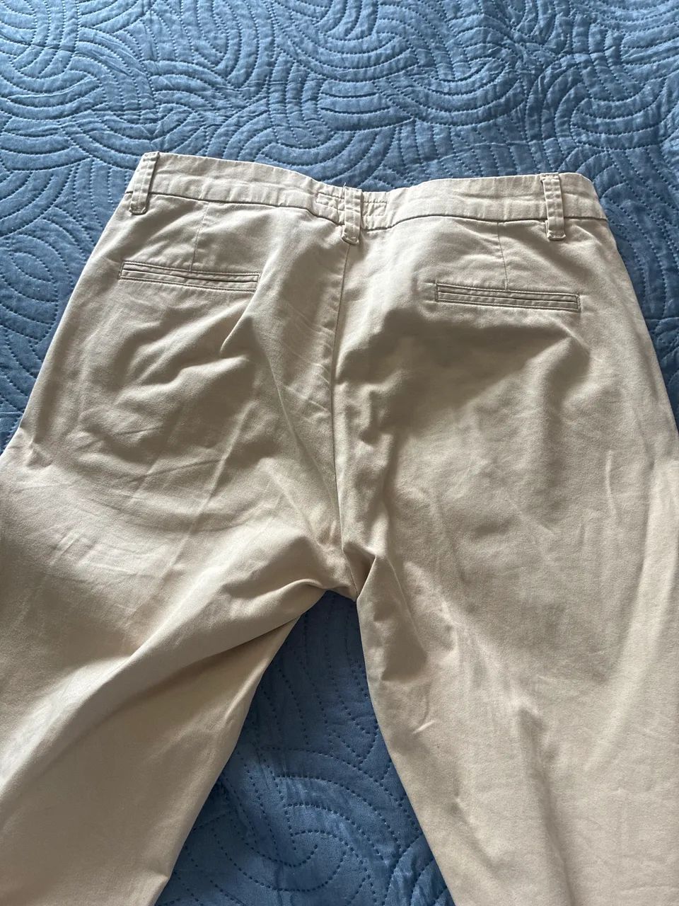 calça DUDALINA bege de sarja reta - Foto 3