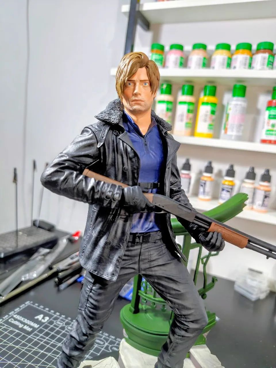 Action Figures | Estátua | Leon S Kennedy Requiem  - Foto 4