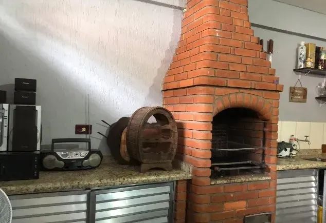 Sobrado para venda com 195 metros quadrados com 3 quartos