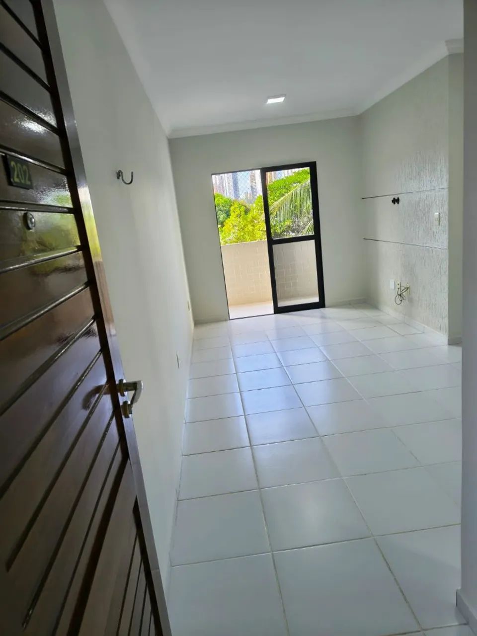 Apartamento com 2 quartos sendo um deles com suíte no Castelo Branco
