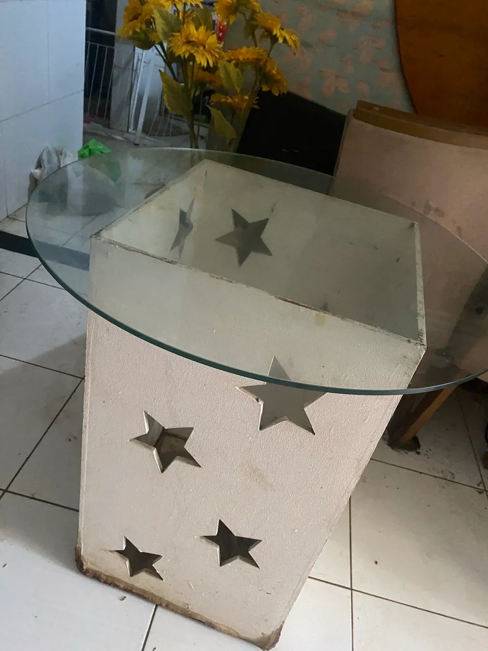 MESA DE CENTRO COM VIDRO + CAIXA DECORATIVA ILUMINADA
