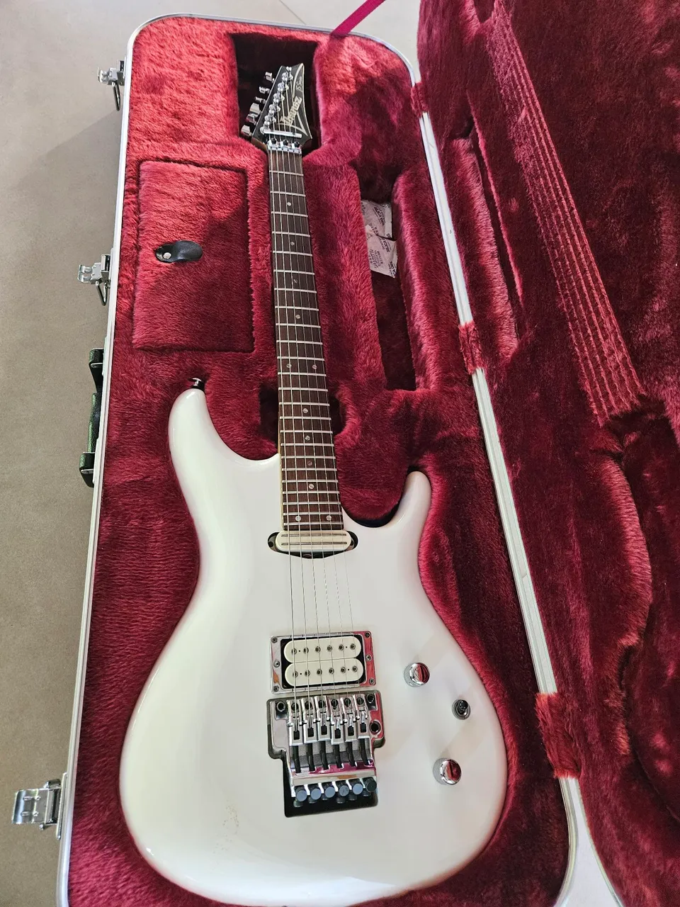 guitarra ibanez joe satriani