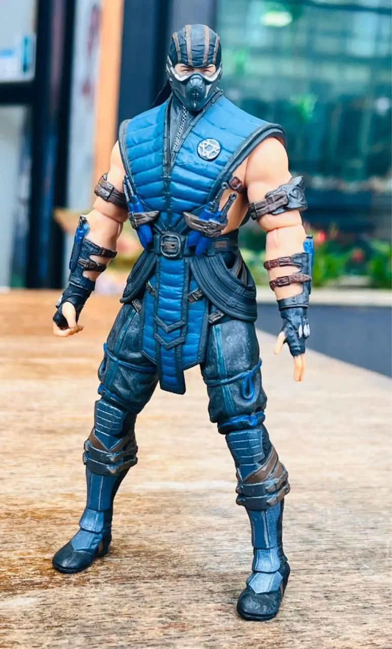 Sub Zero Mortal Kombat Mezco - Foto 4