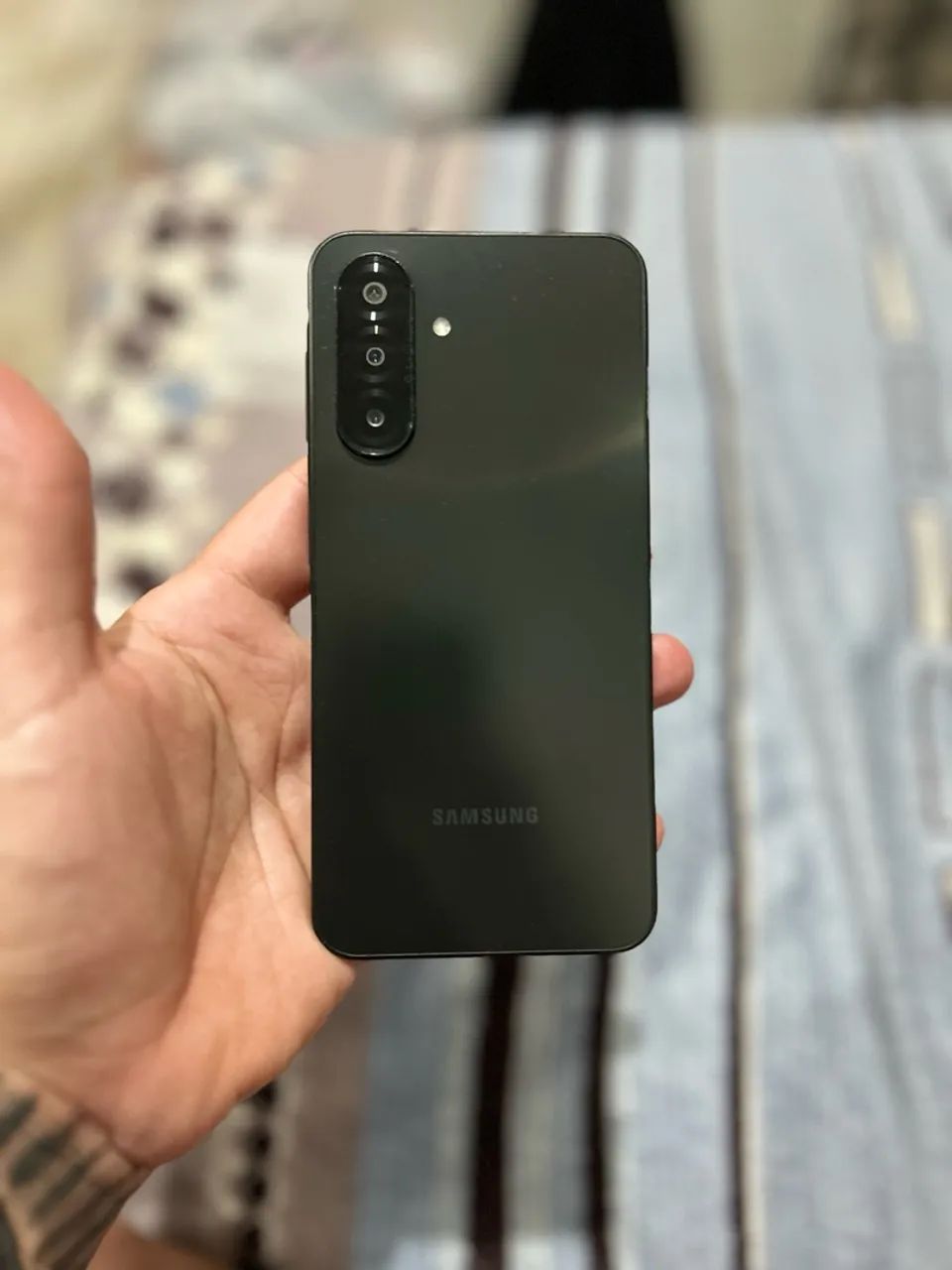 Samsung Galaxy A17 128GB - Foto 2
