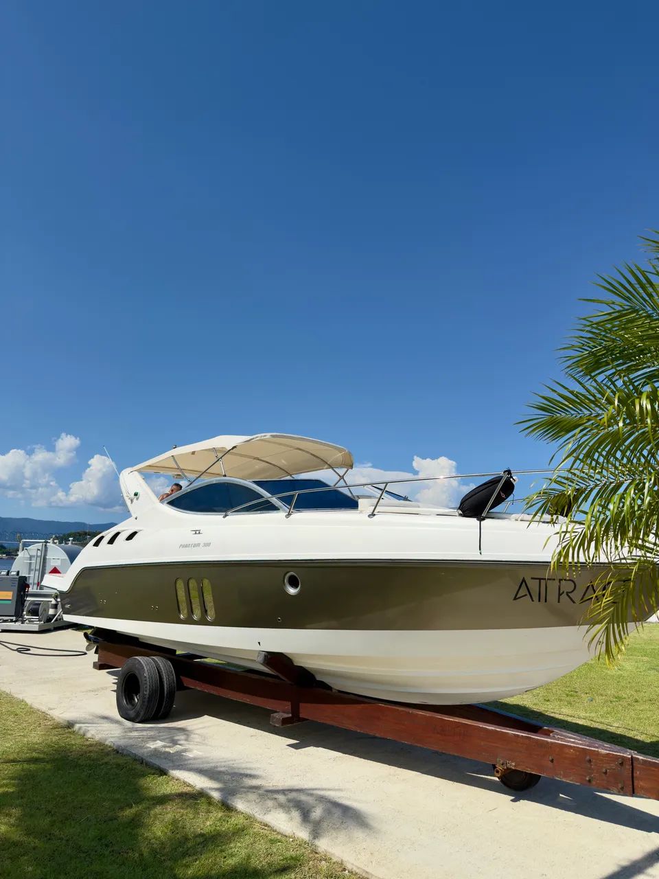 Phantom 300 - Foto 2