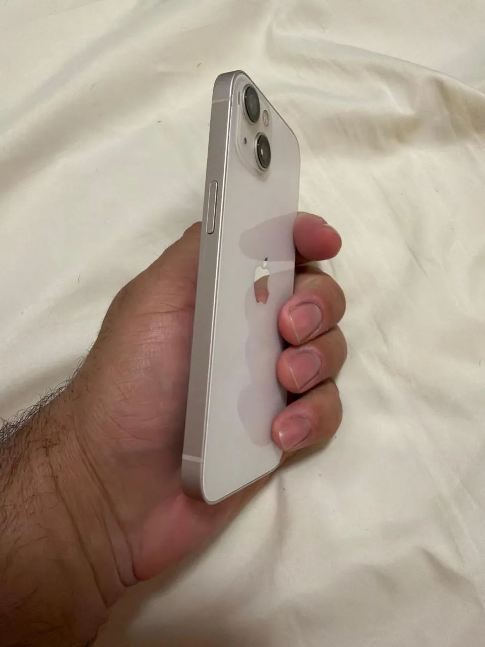 iPhone 13 128G branco. 