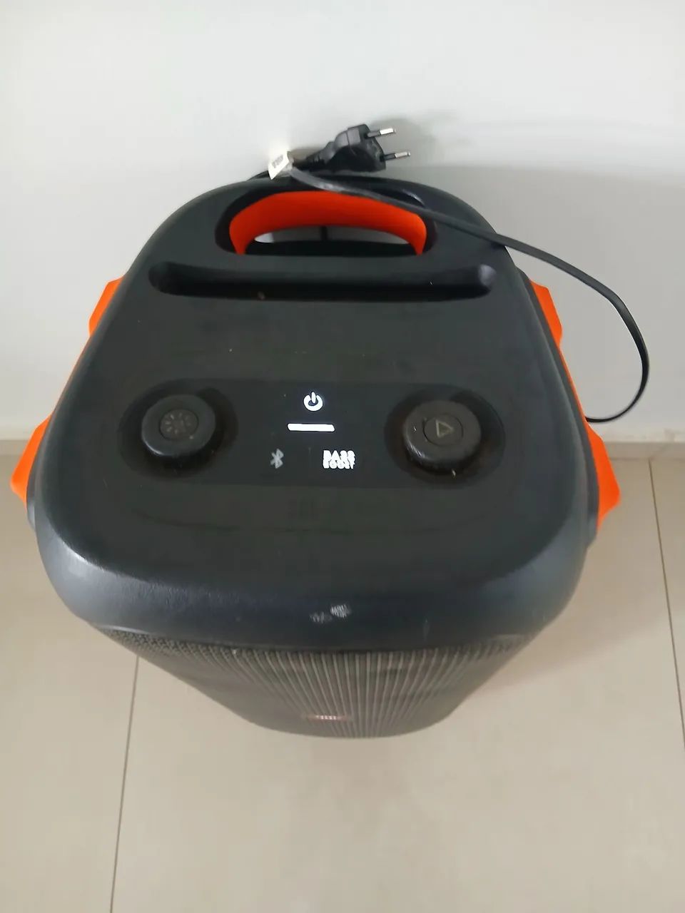 JBL boombox bass boost <br>Perfeito estado funcionando tudo perfeito