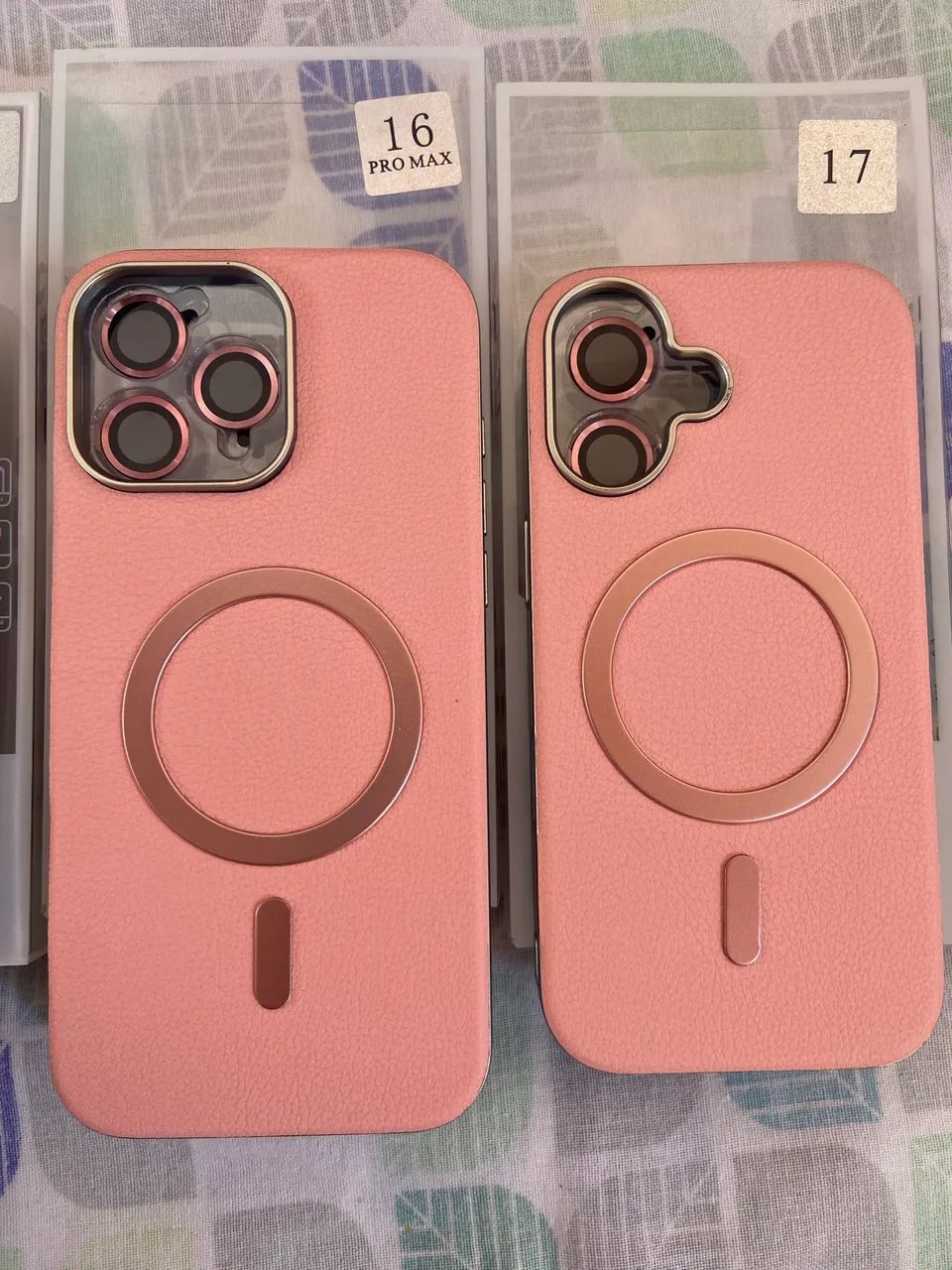 Capa IPhone Couro Premium 16, 16 Pró Max e 17 - Foto 2