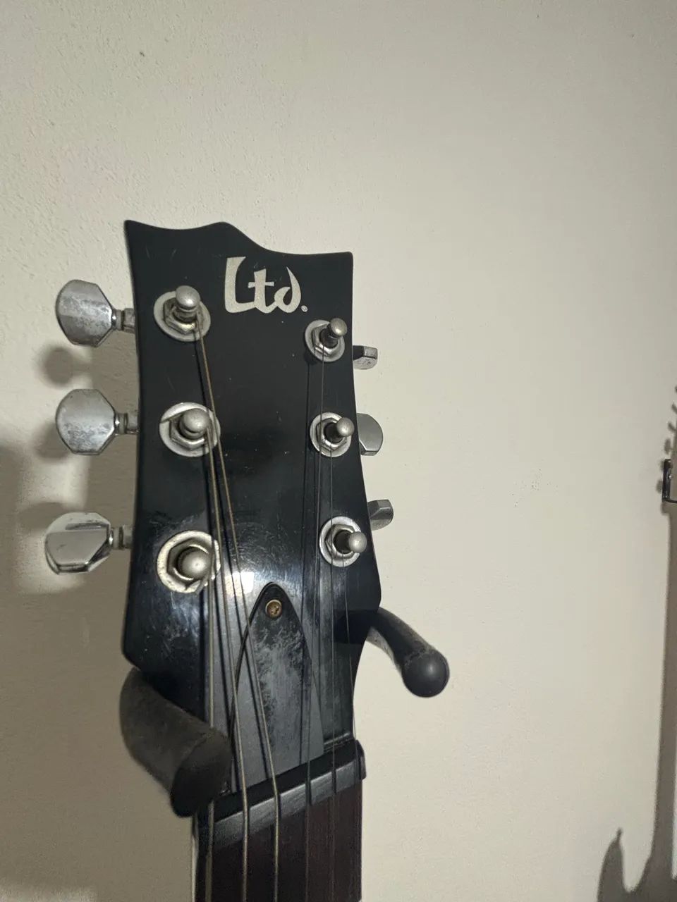 Guitarra LtD Les Paul  - Foto 3
