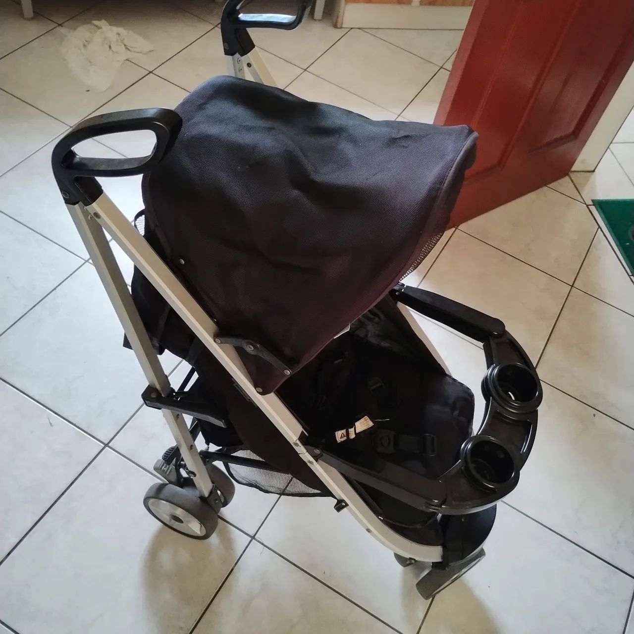 Carrinho de bebê Cosco o mais leve e durável  - Foto 2
