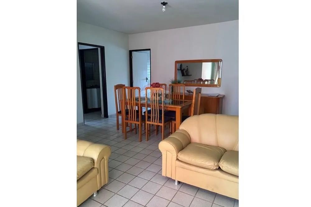 Apartamento a venda, com 3 quartos sendo 1 suíte e dependência completa de colaborador, na
