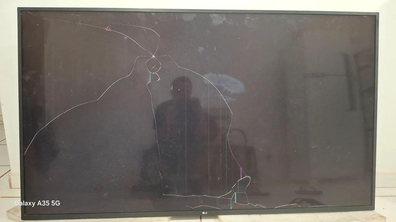Tv 65"polegadas Lg tela com avaria - Foto 5