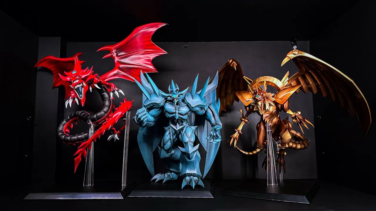 Deuses egipcios kotobukiya yugioh (rá, slifer e obelisco) LEIA