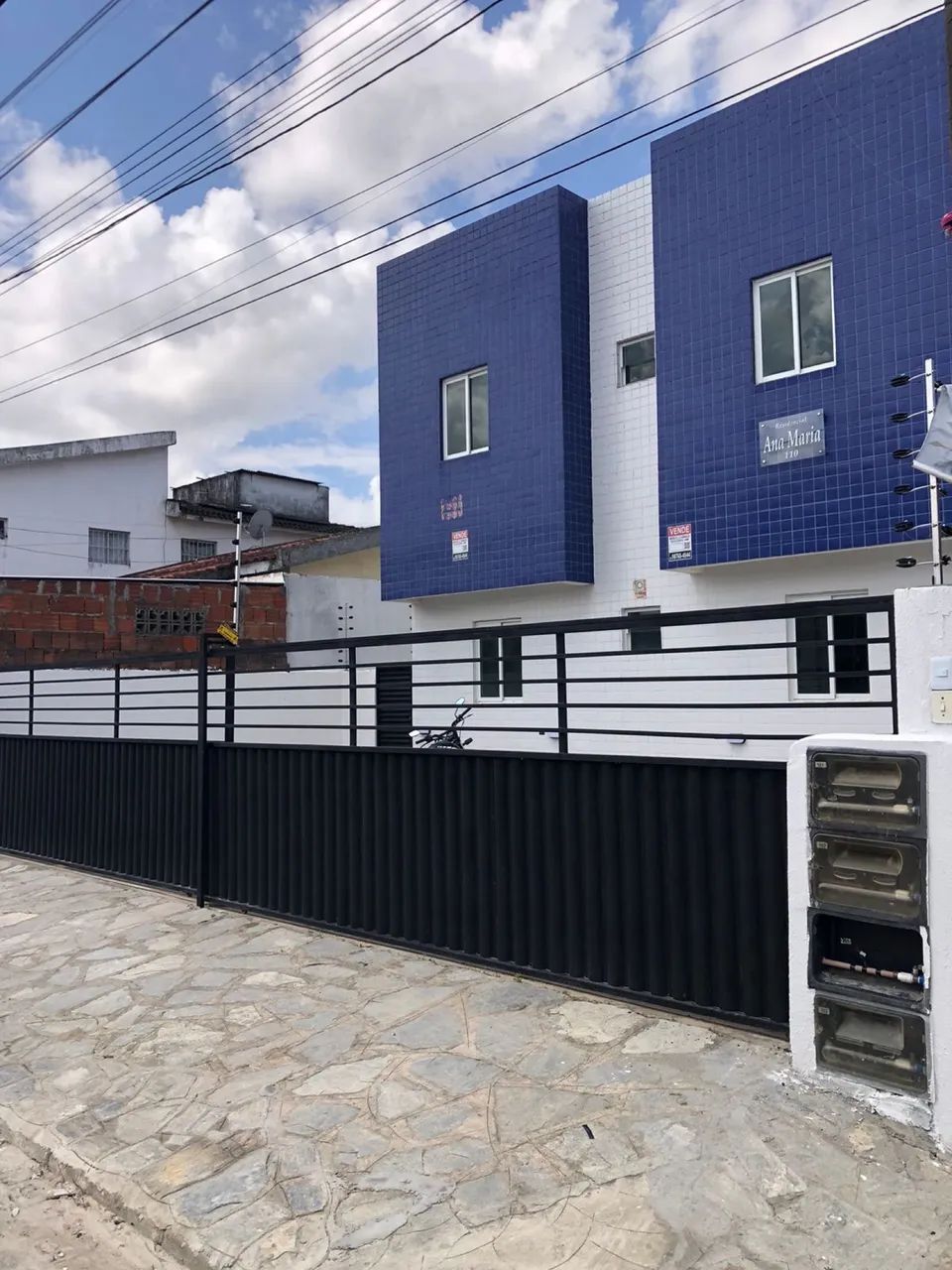 Prédio inteiro com 4 apartamentos para quem gosta de aluguel 