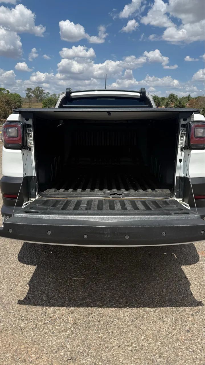 Fiat Strada Freedom 1.3 Flex 8V CS Plus 2022 - Foto 5