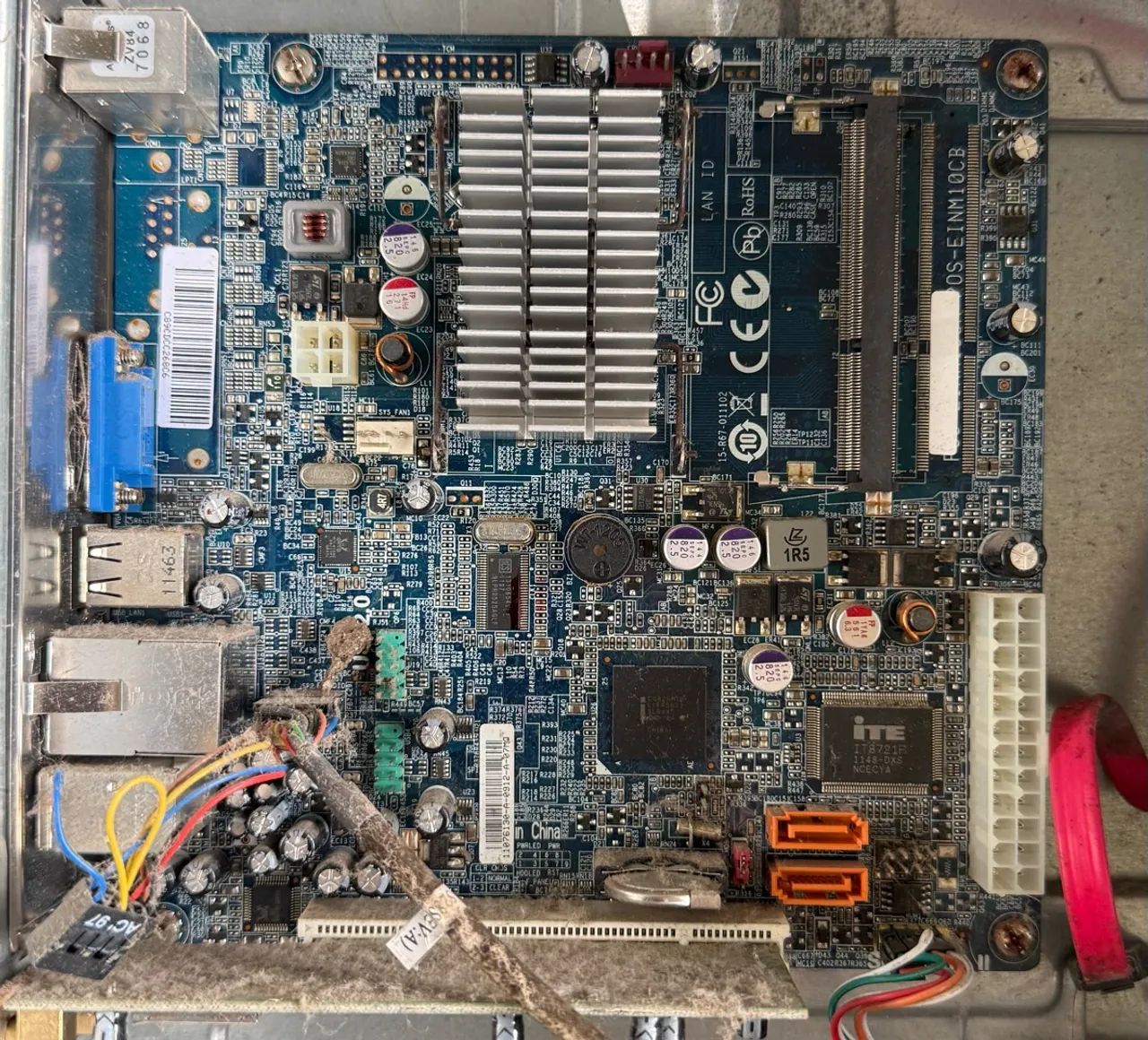 Placa Mãe Mini-ITX Positivo POS-EINM10CB com Intel Atom Integrado