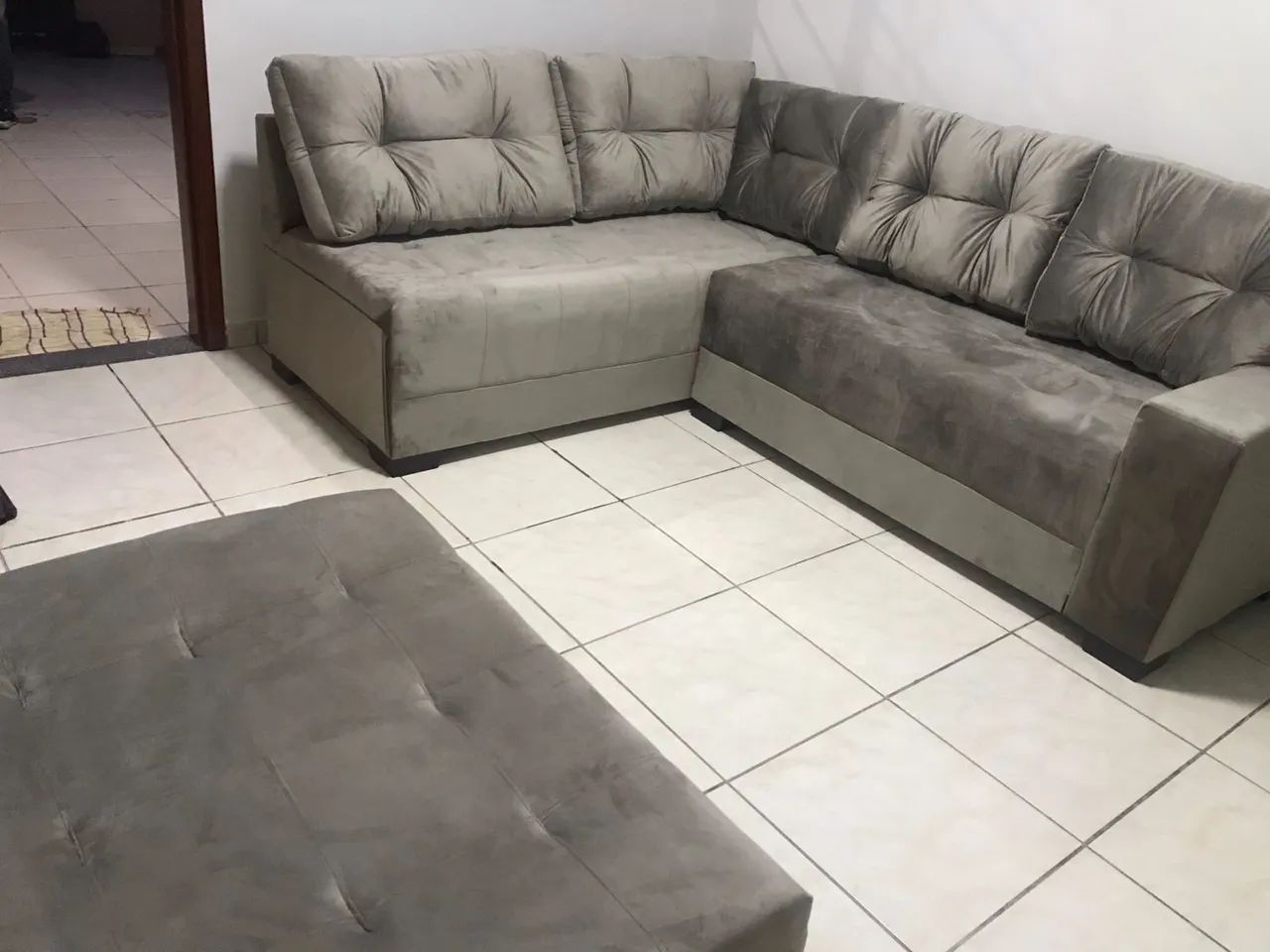 Sofá 5 lugares+ puff