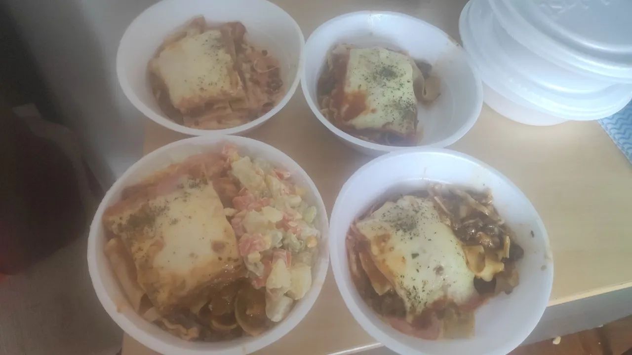 Comidas cazeiras vendo - Foto 2